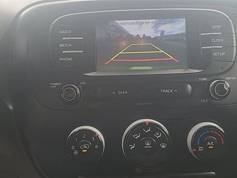 Used 2019 Kia Soul FWD image 24