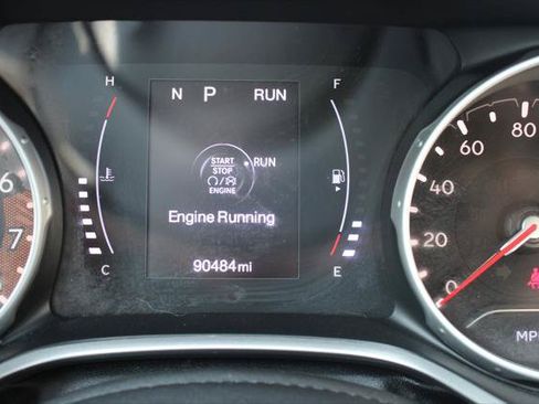 Certified 2020 Jeep Compass Latitude w/ Safety & Security Group FWD image 23