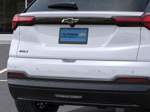 New 2027 Chevrolet Bolt LT w/ Comfort Package image 14
