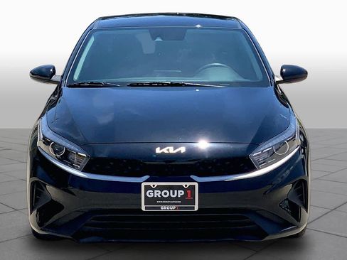 Used 2023 Kia Forte LXS FWD image 4