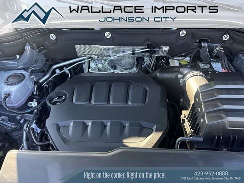 New 2026 Volkswagen Atlas Peak Edition AWD/4WD image 17