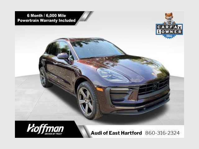 Used 2025 Porsche Macan AWD/4WD image 1