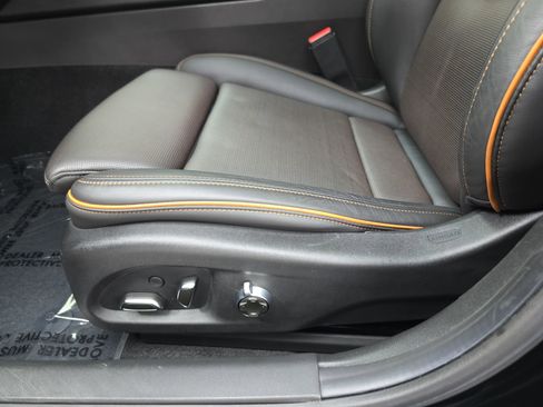 Used 2022 Cadillac CT4 V w/ Navigation Package image 26