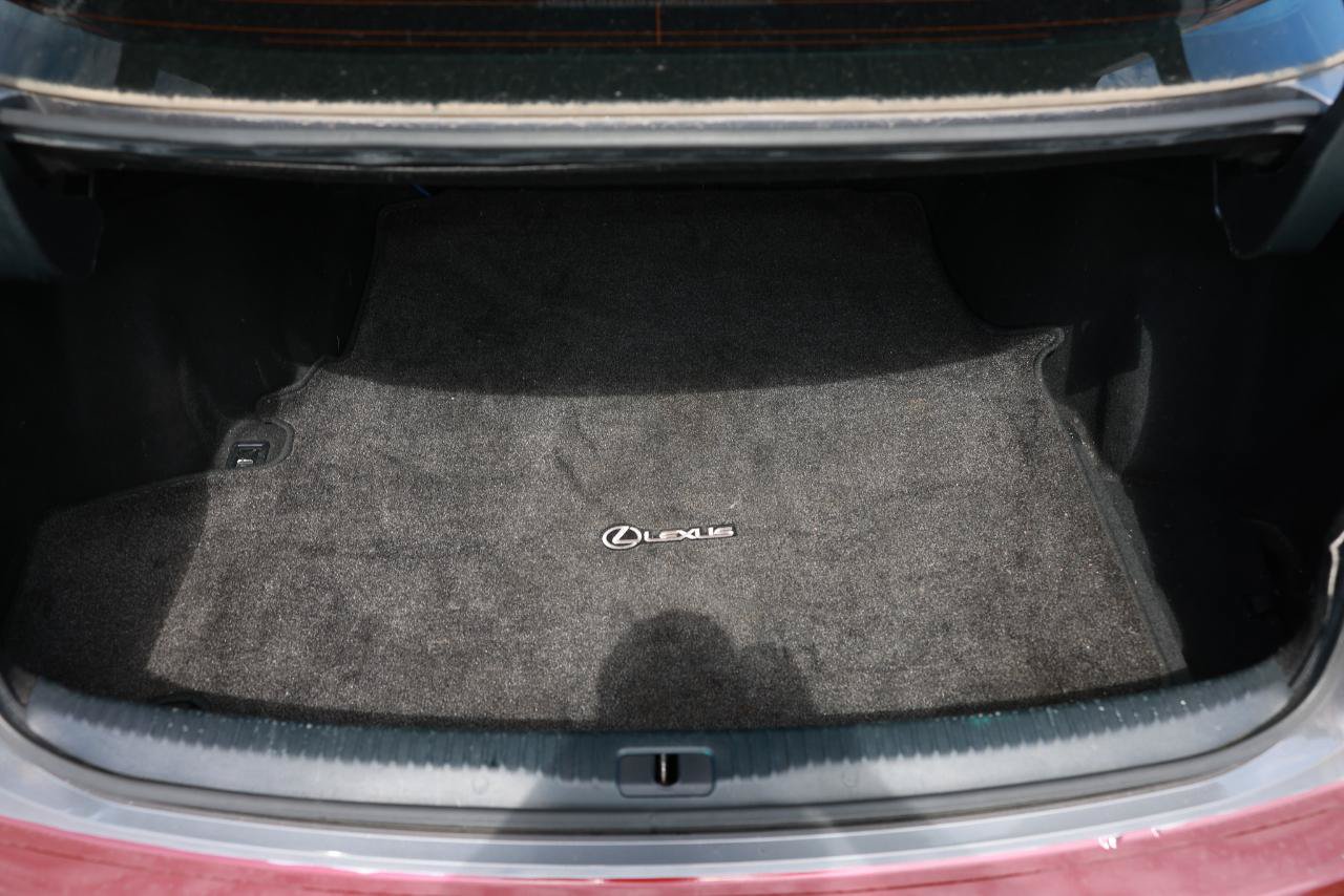 Used 2015 Lexus IS 250 RWD image 24