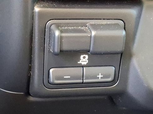 Used 2022 Chevrolet Silverado 1500 RST image 23