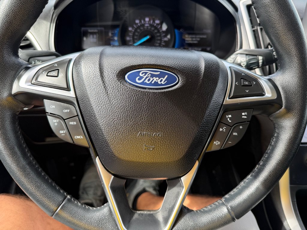 Used 2023 Ford Edge SEL AWD/4WD image 26