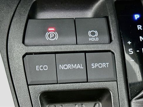 Used 2025 Toyota RAV4 LE FWD image 25