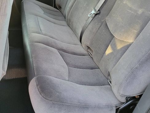 Used 2006 GMC Sierra 3500 W/T w/ Heavy-Duty Power Package image 11