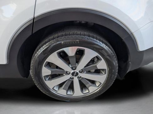 Certified 2022 Kia Telluride EX w/ EX Premium Package image 40