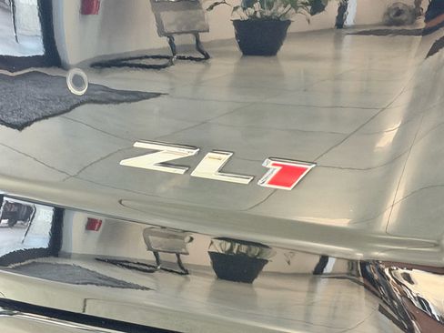 Used 2023 Chevrolet Camaro ZL1 RWD image 9