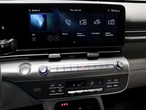 Used 2025 Hyundai Kona SEL image 31