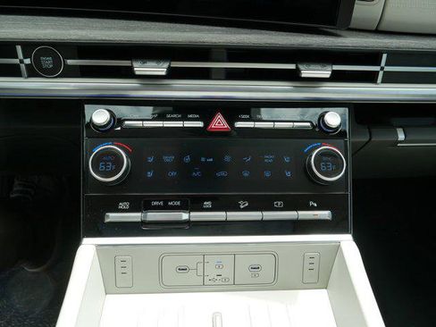 New 2026 Hyundai Santa Fe Calligraphy AWD/4WD image 9
