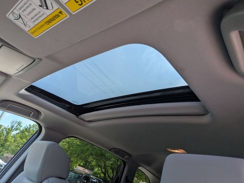 Used 2018 Honda CR-V EX image 11