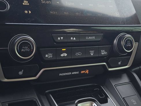 Used 2020 Honda CR-V Touring image 15
