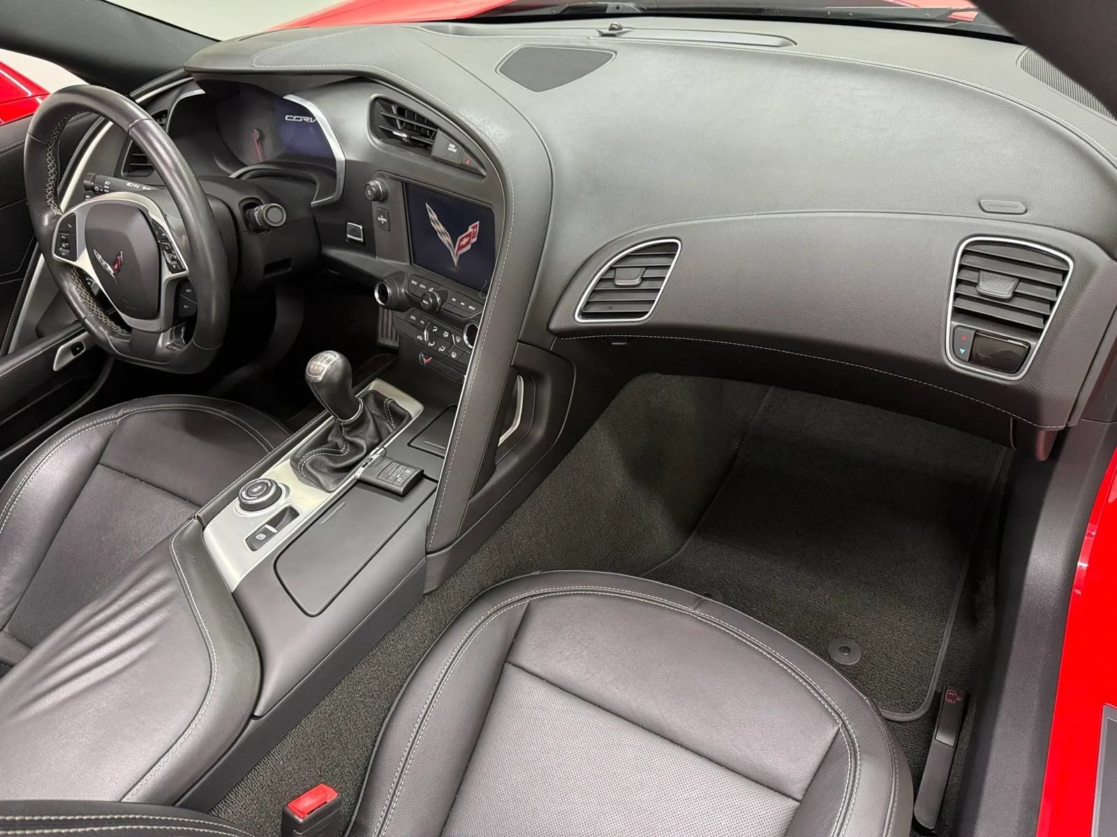Used 2016 Chevrolet Corvette Stingray Coupe RWD image 8