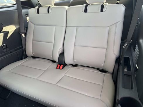 New 2026 Ford Explorer Active w/ Active Comfort Package image 15