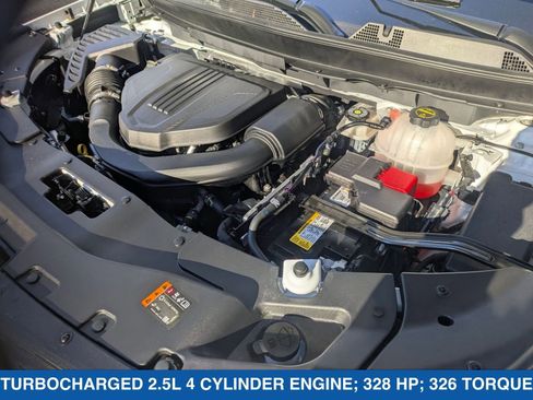 Used 2024 Chevrolet Traverse LS image 42