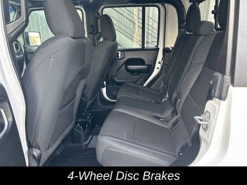 Used 2020 Jeep Gladiator Sport w/ Quick Order Package 24S image 24