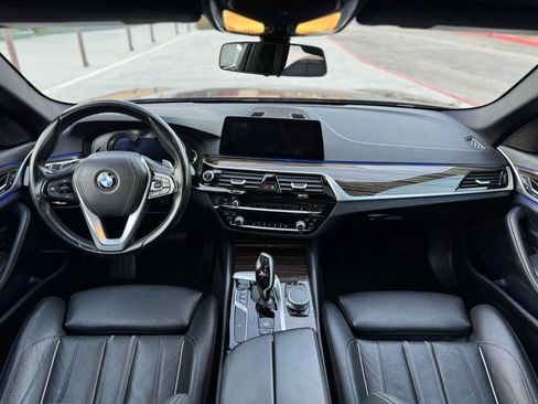 Used 2019 BMW 530i w/ Convenience Package image 7