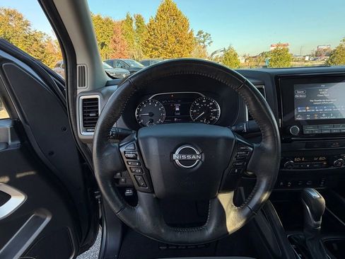 Certified 2022 Nissan Frontier SV image 15
