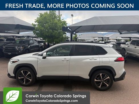 Used 2024 Toyota Corolla Cross AWD Hybrid w/ Convenience Package image 6