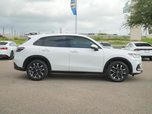 Used 2026 Honda HR-V EX-L image 4