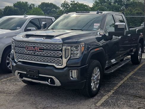 Used 2020 GMC Sierra 3500 Denali w/ Denali Ultimate Package AWD/4WD image 4