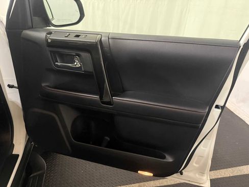 Certified 2023 Toyota 4Runner TRD Off-Road image 28