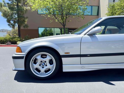Used 1998 BMW M3 Coupe RWD image 16