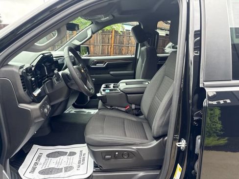 Used 2023 Chevrolet Silverado 1500 LT AWD/4WD image 10