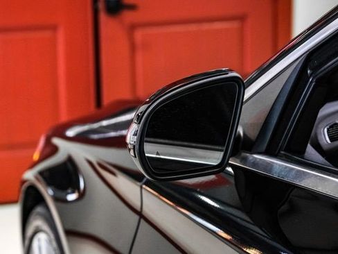 Used 2018 Mercedes-Benz C 300 Sedan image 34