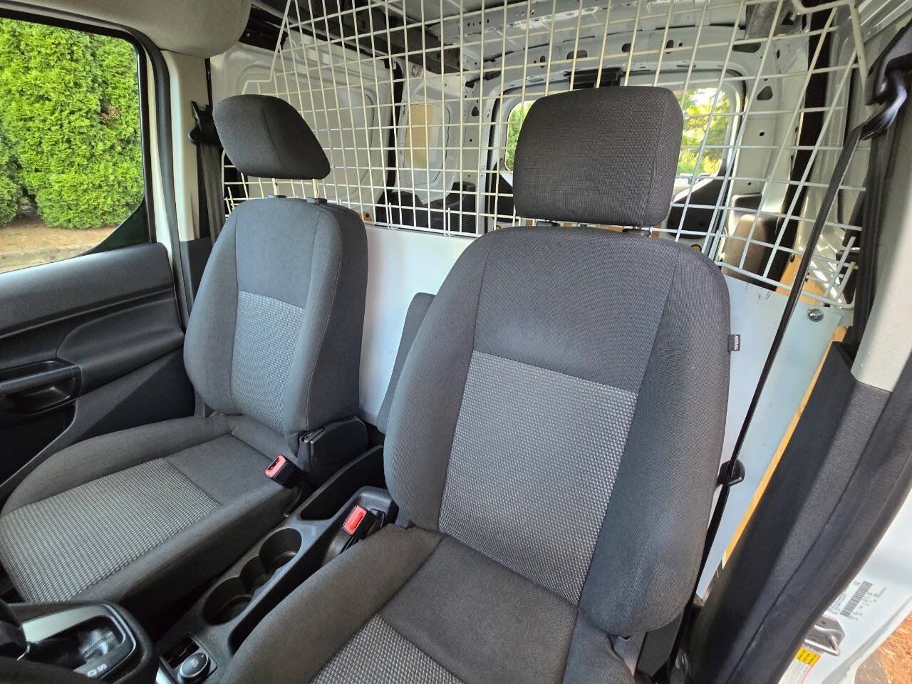 Used 2016 Ford Transit Connect XL FWD image 18