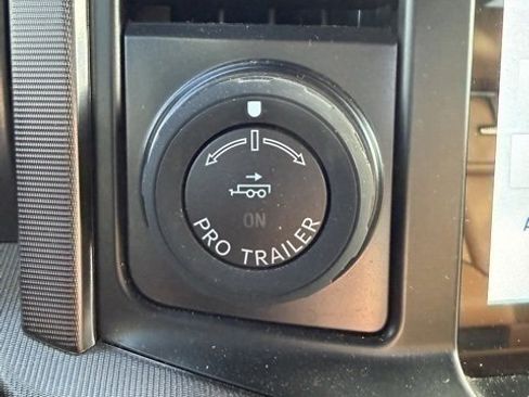 Used 2021 Ford F150 Platinum w/ Trailer Tow Package image 11