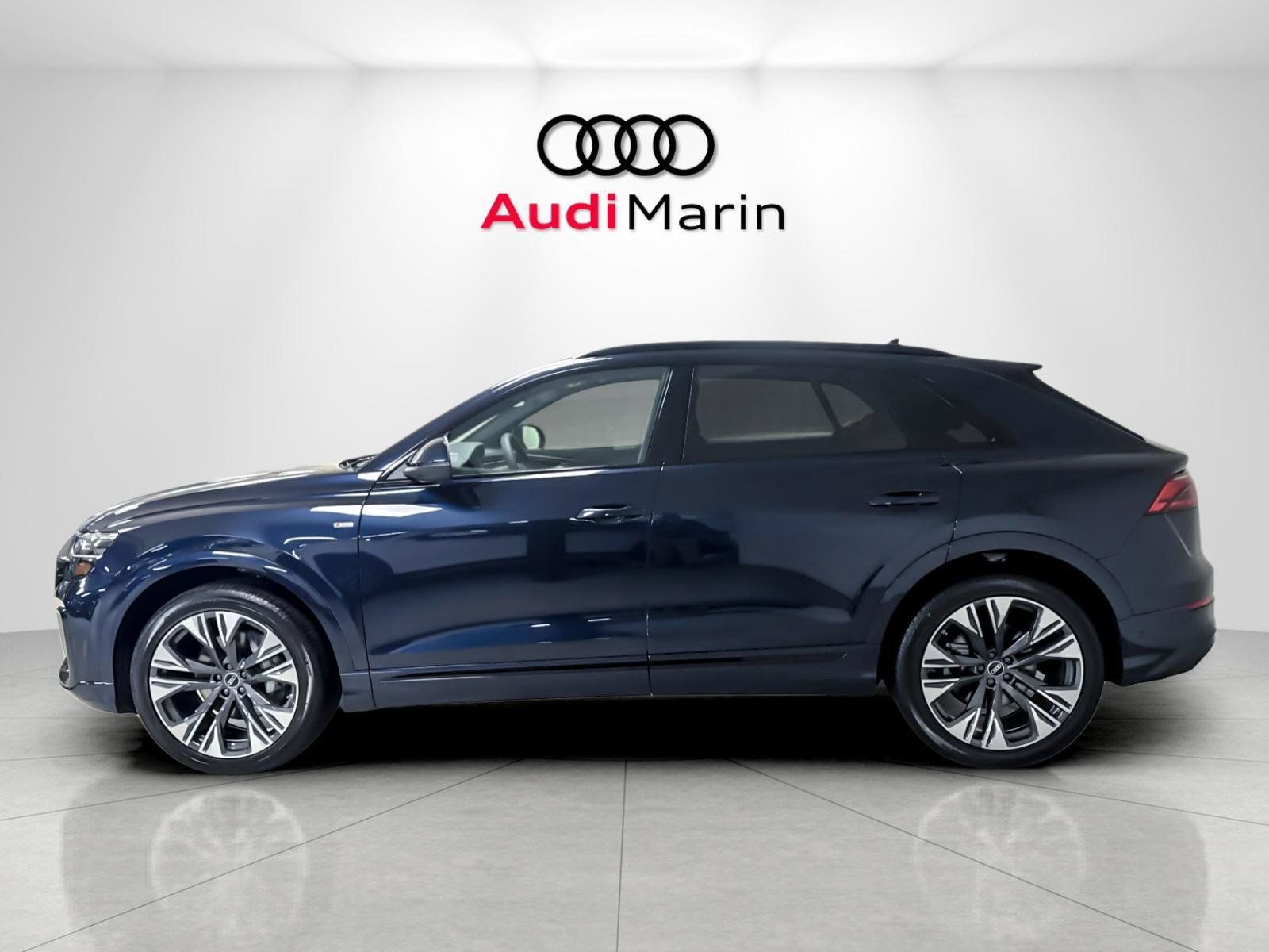 Used 2026 Audi Q8 Premium Plus AWD/4WD image 2