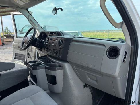 Used 2016 Ford E-350 and Econoline 350 Super Duty RWD image 24