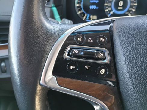 Used 2016 Cadillac Escalade ESV Premium image 16