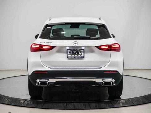 Used 2026 Mercedes-Benz GLA 250 image 3