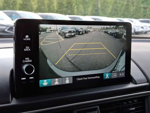 Used 2023 Honda Pilot Touring image 20