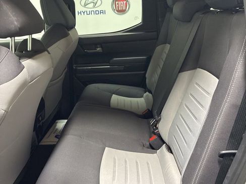 Used 2025 Toyota Tacoma TRD Sport image 11