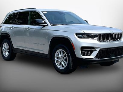 New 2026 Jeep Grand Cherokee Laredo