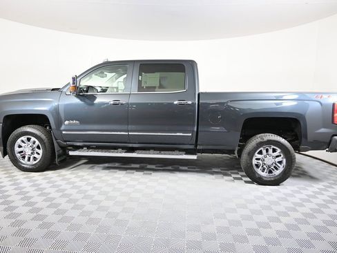 Used 2019 Chevrolet Silverado 3500 High Country w/ Duramax Plus Package image 5