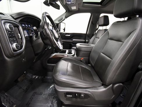 Used 2021 GMC Sierra 2500 SLT w/ SLT Convenience Package image 14