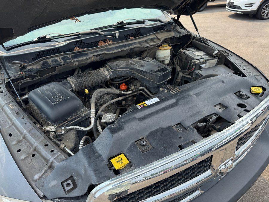 Used 2014 RAM 1500 ST w/ SXT Appearance Group AWD/4WD image 22