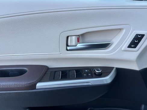 Used 2022 Toyota Sienna Platinum w/ Outdoor Package (TMS) image 10