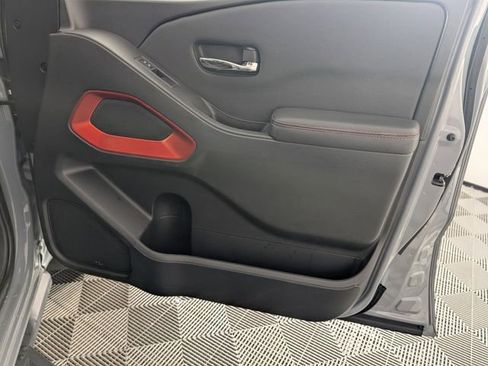 Used 2024 Nissan Frontier PRO-4X w/ Off-Road Protection Package image 34