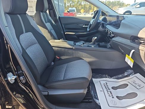 New 2026 Nissan Sentra SV w/ SV Convenience Package image 12