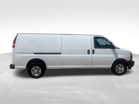 Used 2023 Chevrolet Express 2500 Extended w/ Driver Convenience Package image 10