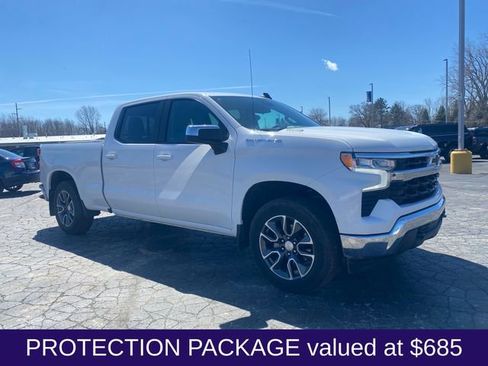 Used 2023 Chevrolet Silverado 1500 LT w/ Leather Package image 8