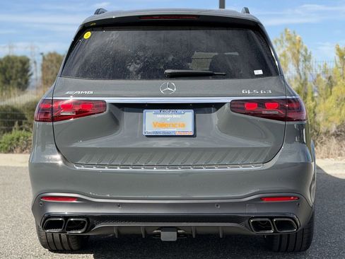 New 2026 Mercedes-Benz GLS 63 AMG 4MATIC image 9