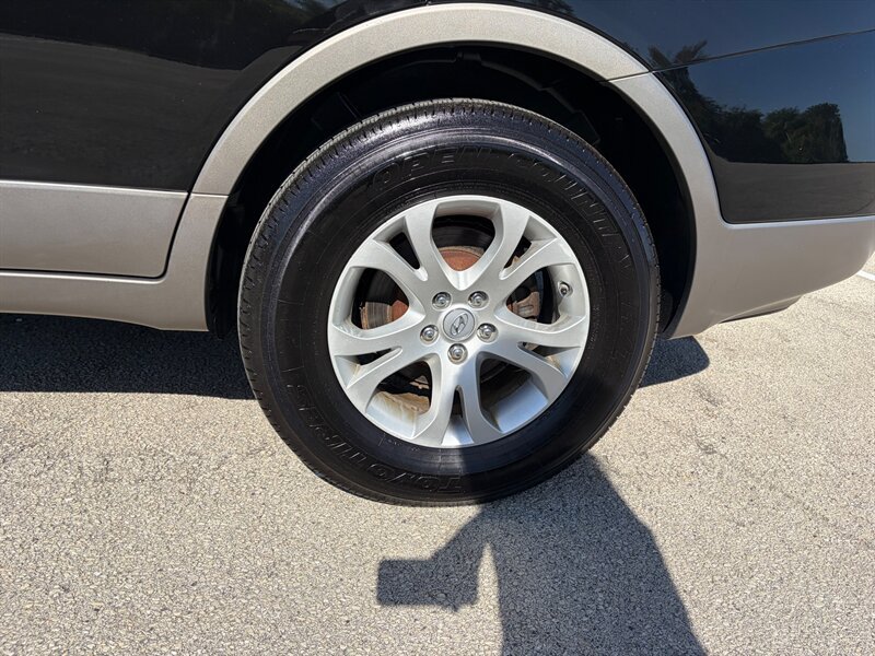 Used 2011 Hyundai Veracruz GLS AWD/4WD image 31